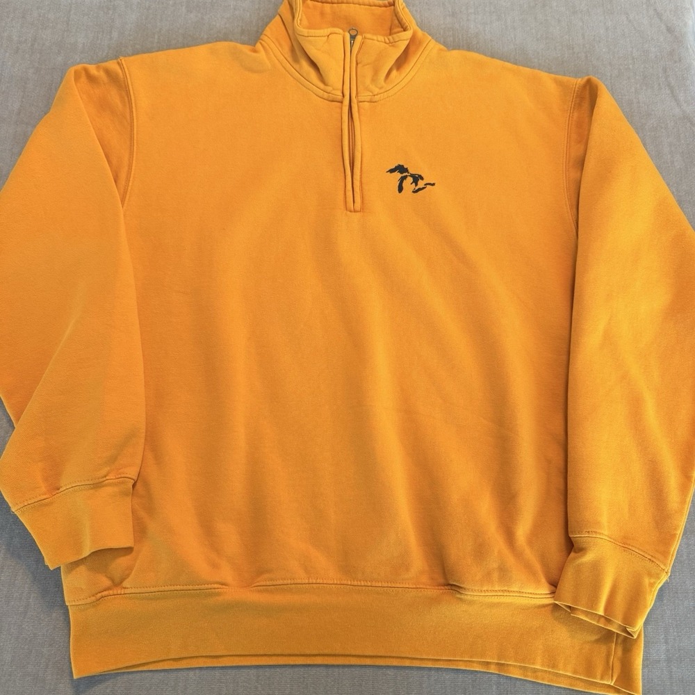 Gear For Sports Great Lakes Quarter Zip Sweatshirt Mens Large Yellow Pullover